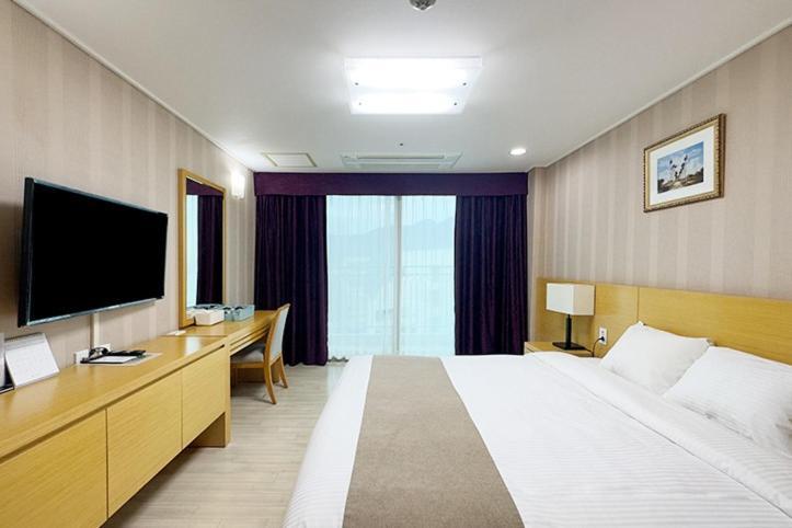 Mohang Haenaru Family Hotel Buan Room photo
