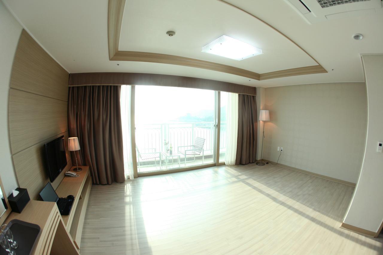 Mohang Haenaru Hotel Gunsan Exterior photo